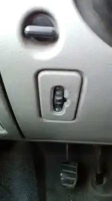 Здавання транспортного засобу nissan interstar mod. 04 (x70) 2.5 dci diesel cat року 2007 потужний g9u a6 euro 4