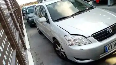 Veículo de Sucata toyota corolla (e12) 1.6 16v do ano 2003 alimentado 3zz-fe