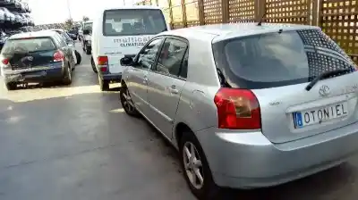 Veículo de Sucata toyota corolla (e12) 1.6 16v do ano 2003 alimentado 3zz-fe