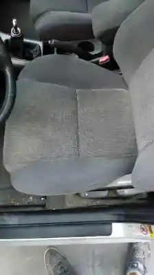 Veículo de Sucata toyota corolla (e12) 1.6 16v do ano 2003 alimentado 3zz-fe