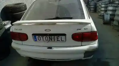 Здавання транспортного засобу ford escort berl./turnier atlanta berlina року 1995 потужний l1e