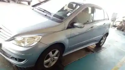 Véhicule à la ferraille MERCEDES-BENZ CLASE B (W245) 180 CDI (245.207) de l'année 2007 alimenté 640940
