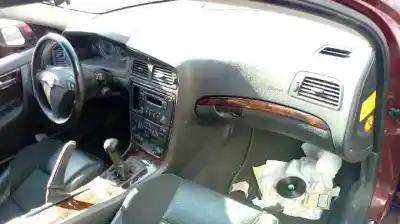 Scrapping Vehicle volvo s60 berlina 2.4 (125kw) of the year 2004 powered b5244s