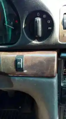 Veículo de Sucata bmw serie 7 (e38) 725tds do ano 1996 alimentado 25-6t-1