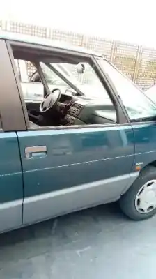 Verschrottungsfahrzeug renault espace (j63) 2.1 td helios 88 cv / 65 kw des jahres 1995 angetrieben j8s610