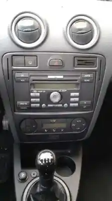 Sloopvoertuig ford fusion (cbk) ambiente van het jaar 2006 aangedreven f6jb