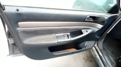 Sloopvoertuig audi a4 berlina (b5) 1.8 van het jaar 1998 aangedreven adr