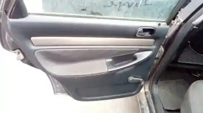 Sloopvoertuig audi a4 berlina (b5) 1.8 van het jaar 1998 aangedreven adr