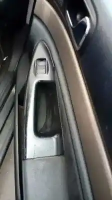 Sloopvoertuig audi a4 berlina (b5) 1.8 van het jaar 1998 aangedreven adr