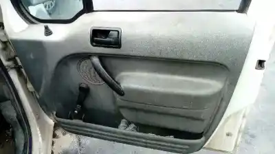 Veículo de Sucata ford tourneo connect (tc7) kombi corta do ano 2004 alimentado bhpa