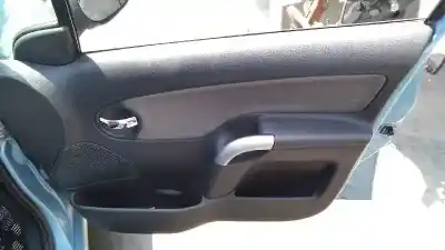 Здавання транспортного засобу citroen c3 1.4 hdi (68 cv) 1.4 hdi року 2002 потужний 8hx