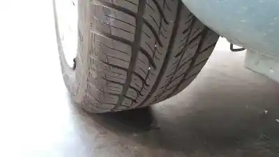 Здавання транспортного засобу citroen c3 1.4 hdi (68 cv) 1.4 hdi року 2002 потужний 8hx