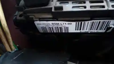 Veículo de Sucata citroen c4 berlina collection do ano 2008 alimentado 9hz