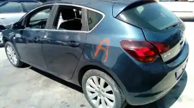 Verschrottungsfahrzeug opel astra j lim. cosmo des jahres 2011 angetrieben a17dtr