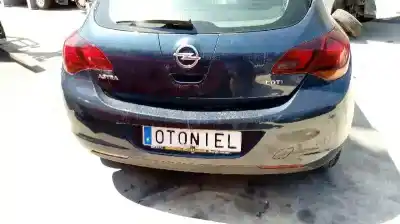 Verschrottungsfahrzeug opel astra j lim. cosmo des jahres 2011 angetrieben a17dtr