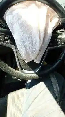 Verschrottungsfahrzeug opel astra j lim. cosmo des jahres 2011 angetrieben a17dtr
