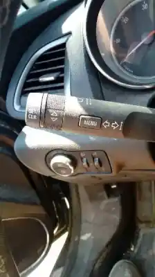 Verschrottungsfahrzeug opel astra j lim. cosmo des jahres 2011 angetrieben a17dtr