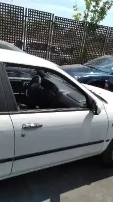 Здавання транспортного засобу nissan primera berlina (p11) básico року 1999 потужний ga16de