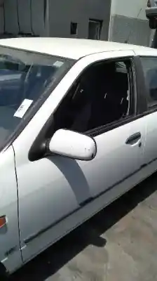 Здавання транспортного засобу nissan primera berlina (p11) básico року 1999 потужний ga16de