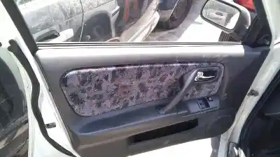 Здавання транспортного засобу nissan primera berlina (p11) básico року 1999 потужний ga16de