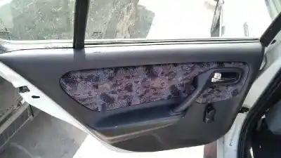 Здавання транспортного засобу nissan primera berlina (p11) básico року 1999 потужний ga16de