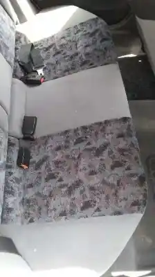 Здавання транспортного засобу nissan primera berlina (p11) básico року 1999 потужний ga16de