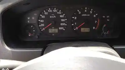 Здавання транспортного засобу nissan primera berlina (p11) básico року 1999 потужний ga16de