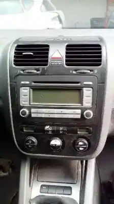 Hurda Aracı volkswagen golf v berlina (1k1) sportline yılın 2004 güçlü bkc