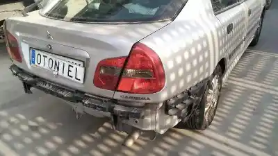 Hurda Aracı mitsubishi carisma berlina 5 (da0) 1900 di-d avance yılın 2003 güçlü f9q2