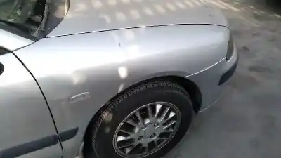 Hurda Aracı mitsubishi carisma berlina 5 (da0) 1900 di-d avance yılın 2003 güçlü f9q2