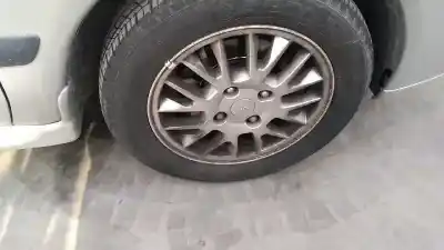 Hurda Aracı mitsubishi carisma berlina 5 (da0) 1900 di-d avance yılın 2003 güçlü f9q2