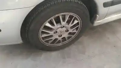 Hurda Aracı mitsubishi carisma berlina 5 (da0) 1900 di-d avance yılın 2003 güçlü f9q2