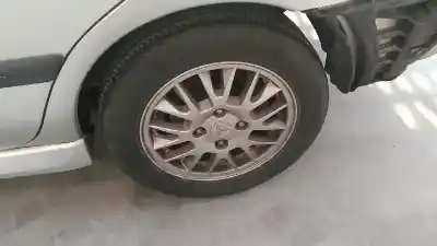 Hurda Aracı mitsubishi carisma berlina 5 (da0) 1900 di-d avance yılın 2003 güçlü f9q2