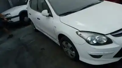 Scrapping Vehicle hyundai i30 classic of the year 2011 powered d4fb
