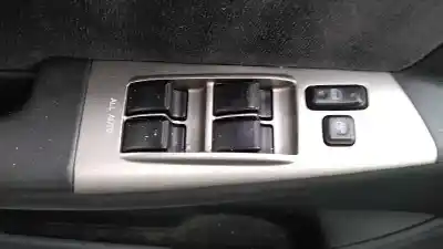 Veículo de Sucata toyota corolla (e12) 1.6 16v do ano 2002 alimentado 3zz-fe