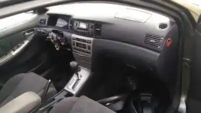 Veículo de Sucata toyota corolla (e12) 1.6 16v do ano 2002 alimentado 3zz-fe