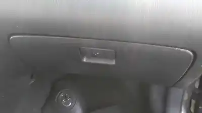 Veículo de Sucata toyota corolla (e12) 1.6 16v do ano 2002 alimentado 3zz-fe