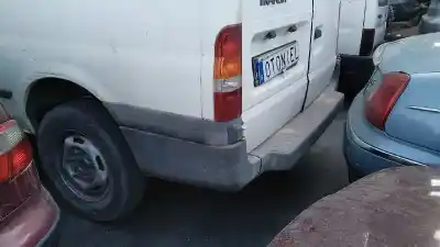 Veículo de Sucata ford transit caja cerrada, larga (fy) (2000 =>) ft 330 2.4 90 cv / 66 kw do ano 2006 alimentado d2fa