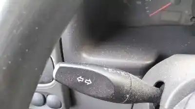 Veículo de Sucata ford transit caja cerrada, larga (fy) (2000 =>) ft 330 2.4 90 cv / 66 kw do ano 2006 alimentado d2fa