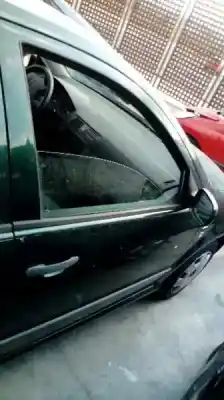 Veicolo di demolizione skoda fabia (6y2/6y3) comfort dell'anno 2002 alimentato azf