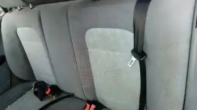 Veicolo di demolizione skoda fabia (6y2/6y3) comfort dell'anno 2002 alimentato azf