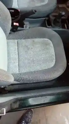 Veicolo di demolizione skoda fabia (6y2/6y3) comfort dell'anno 2002 alimentato azf