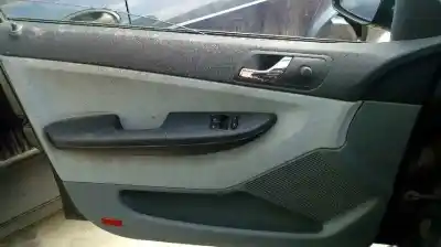 Veicolo di demolizione skoda fabia (6y2/6y3) comfort dell'anno 2002 alimentato azf