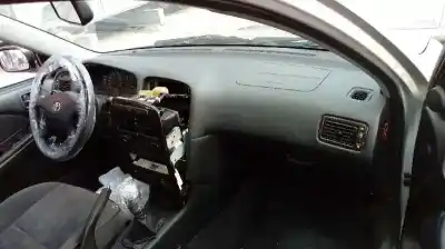 Здавання транспортного засобу toyota avensis berlina (t25) 1.8 sol sedán року 2000 потужний 1zz-fe