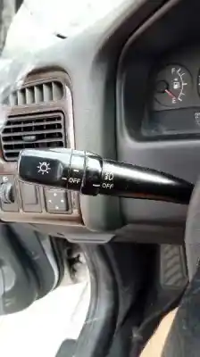 Здавання транспортного засобу toyota avensis berlina (t25) 1.8 sol sedán року 2000 потужний 1zz-fe