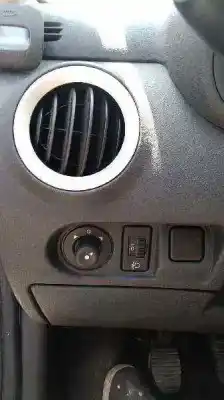 Veículo de Sucata citroen c3 1.1 collection do ano 2006 alimentado hfx