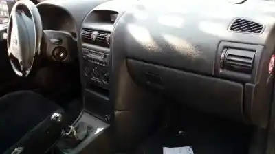 Véhicule à la ferraille opel astra g berlina comfort de l'année 2000 alimenté y20dth