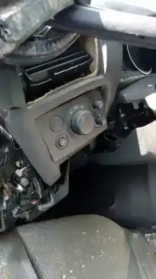 Здавання транспортного засобу opel zafira b edition ´´111 jahre´´ року 2010 потужний ojo