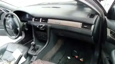 Sloopvoertuig audi a6 berlina (4b2) 2.4 (121kw) van het jaar 1998 aangedreven aga