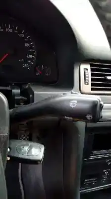 Sloopvoertuig audi a6 berlina (4b2) 2.4 (121kw) van het jaar 1998 aangedreven aga